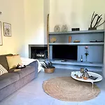 Secret Garden With Exclusive Depandance In Nyaraló