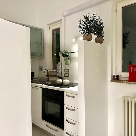 Secret Garden With Exclusive Depandance In Prázdninový dům Perugia